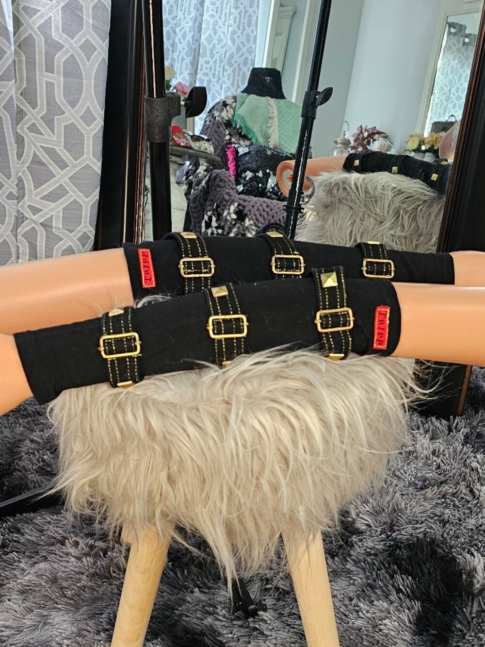 Tripp NYC Y2K Goth Punk Arm Warmers, Black w/Gold Buckles & Studs – Vintage Y2K